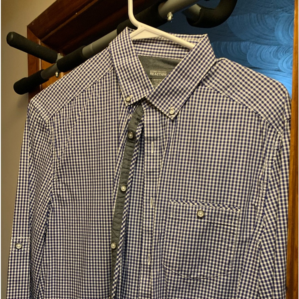 Kenneth Cole Reaction men’s medium button down shirt